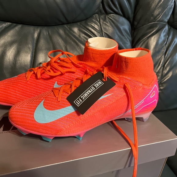 Nike Superfly Elite FG soccer cleats - Picture 2 of 5